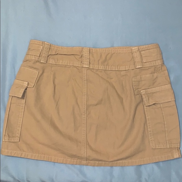 Khaki colored le-vel skirt - Picture 2 of 5